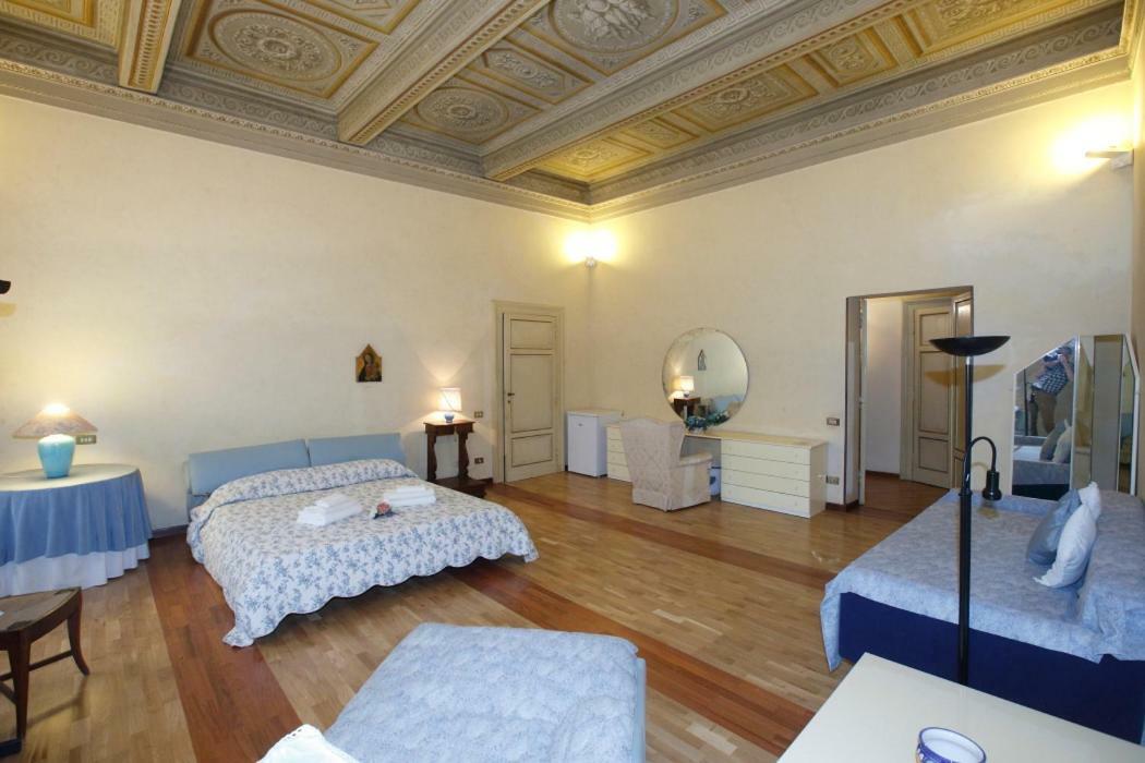 Residenza D'Epoca Montanini Bed and Breakfast Σιένα Εξωτερικό φωτογραφία