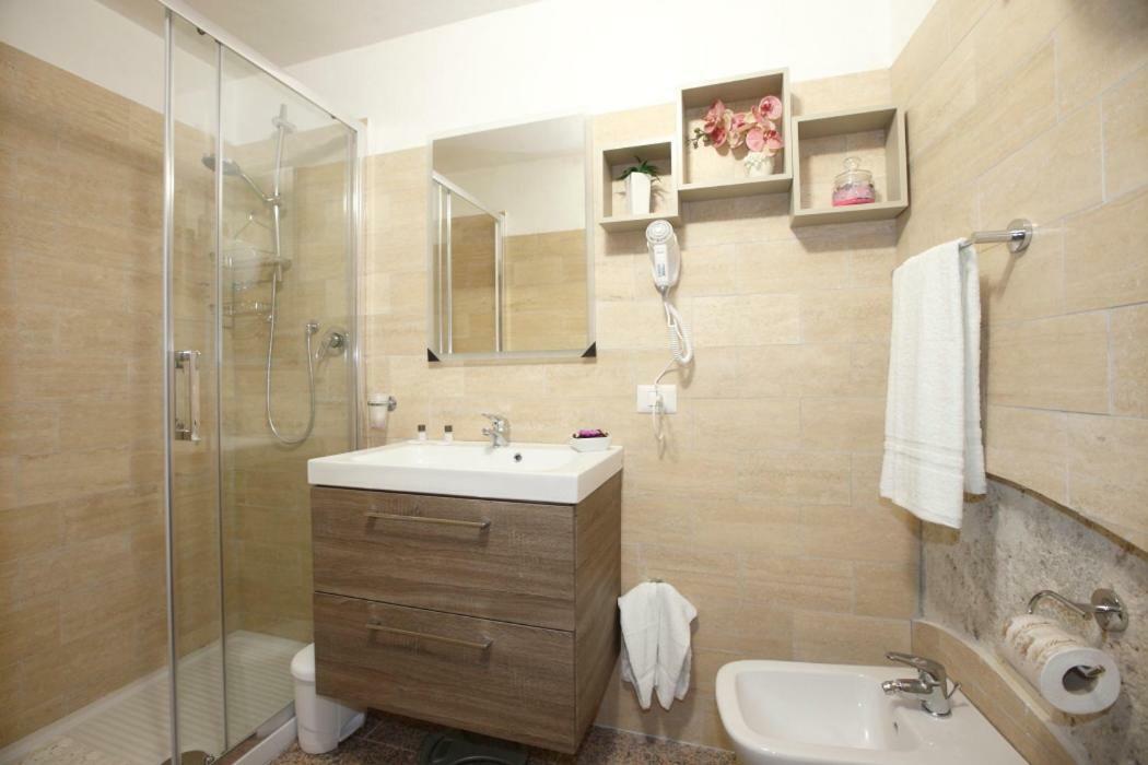Residenza D'Epoca Montanini Bed and Breakfast Σιένα Εξωτερικό φωτογραφία